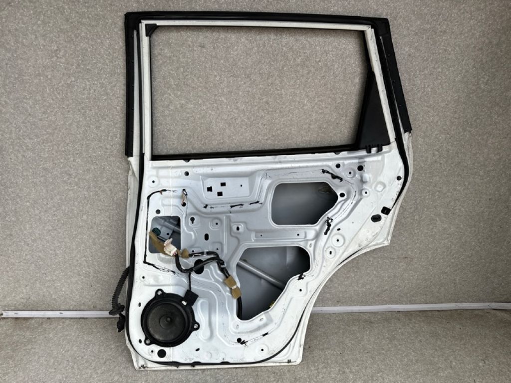 82100-4BA0A | Двері задн. прав. NISSAN X-TRAIL/ROGUE T32 13-20 - Фото 11