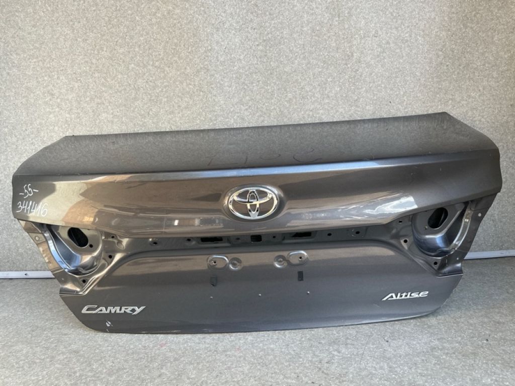64401-06A40 | Крышка багажника TOYOTA CAMRY 55 14-17 - Фото 3