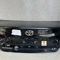 64401-06A40 | Крышка багажника TOYOTA CAMRY 55 14-17
