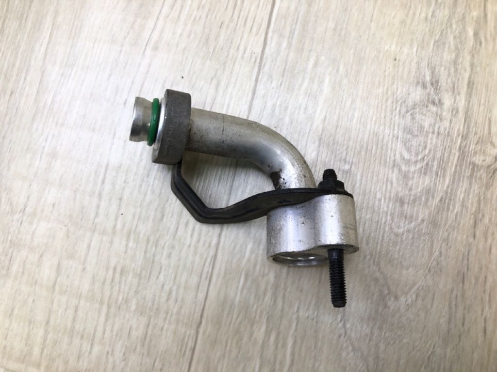 Трубка кондиционера KIA SOUL PS 13-19