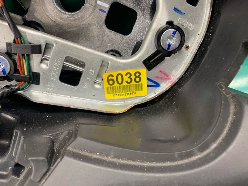 42356038 | Руль CHEVROLET TRAX 16-22 - Фото 2