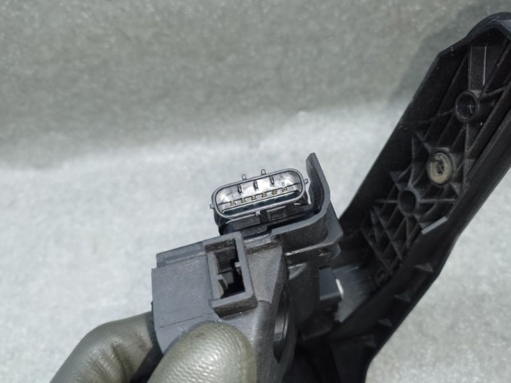 1K1 723 503 AR | Педаль газу VOLKSWAGEN PASSAT B7 11-15 - Фото 3