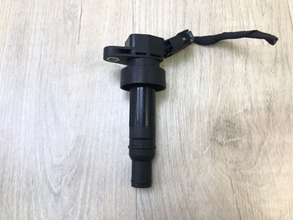27301-2B100 | Котушка запалювання HYUNDAI ACCENT RB 10-