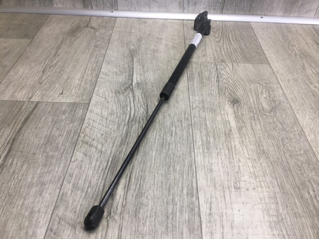 CP9Z-58406A10-B | Амортизатор крышки багажника FORD FOCUS 10-18 - Фото 3