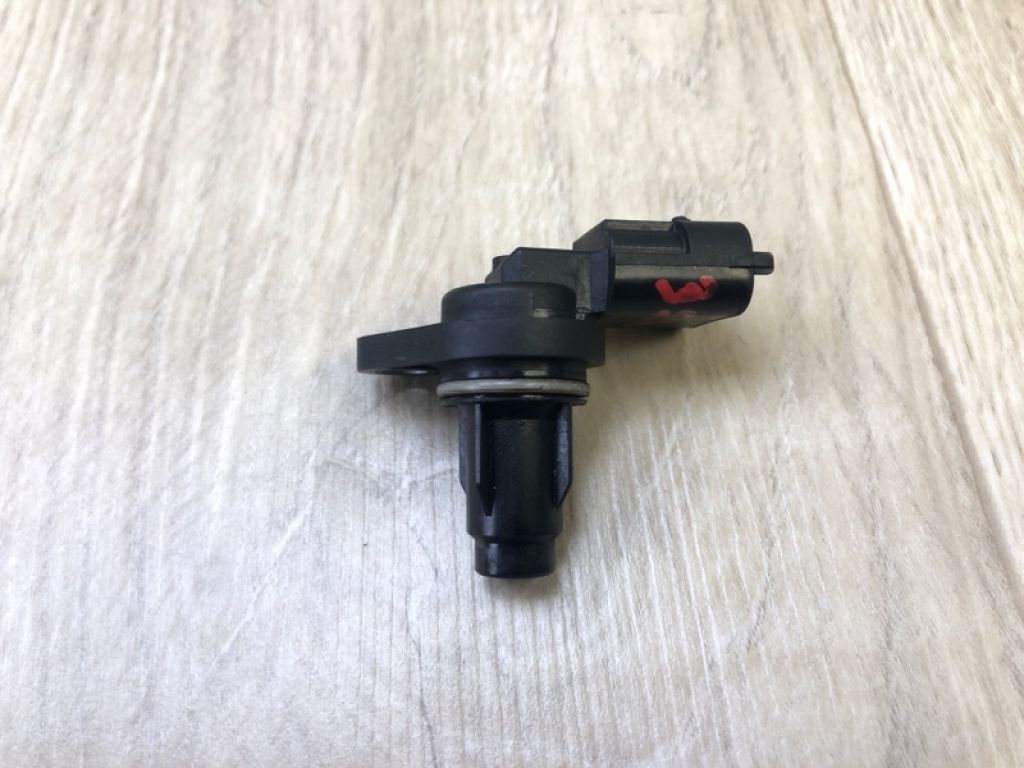 39350-2B030 | Датчик положения распредвала HYUNDAI ACCENT RB 10-