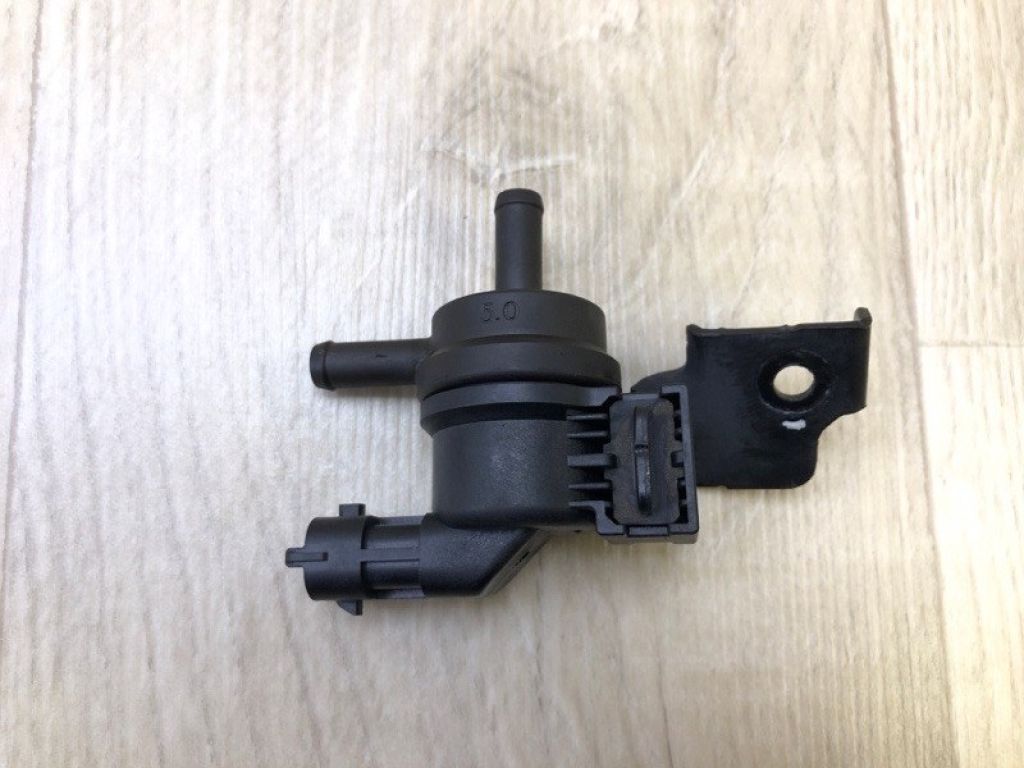 28910-3C200 | Клапан абсорбера HYUNDAI ACCENT RB 10-