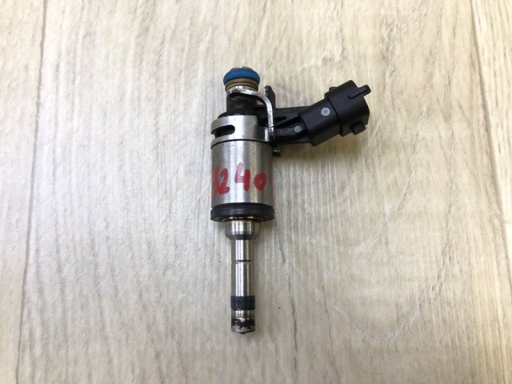 35310-2B130 | Форсунка топливная HYUNDAI ACCENT RB 10-