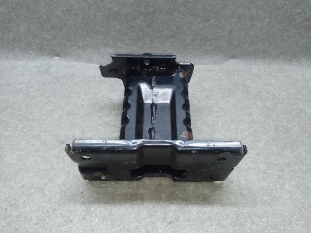 62211-4BA0A | Кронштейн підсилювача переднього бампера лів. NISSAN X-TRAIL/ROGUE T32 13-20 - Фото 3
