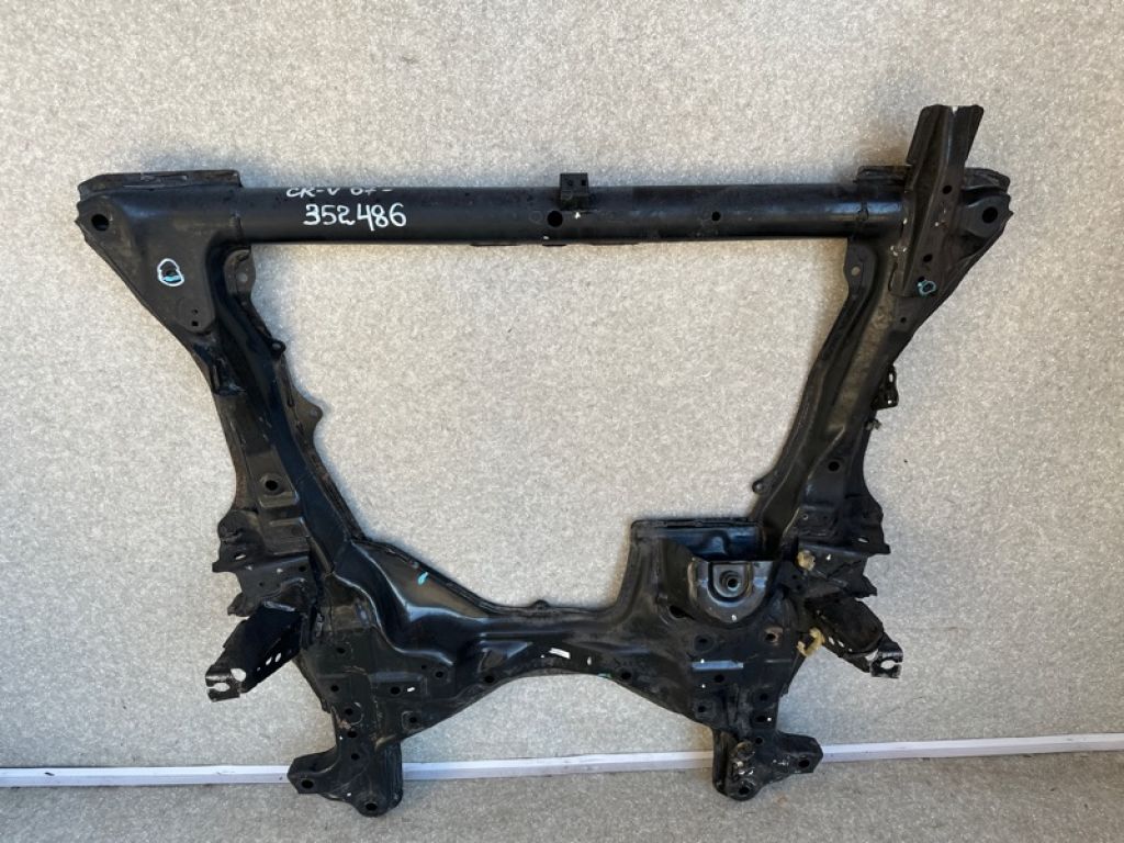 50200-SWA-A70 | Балка передней подвески HONDA CRV 06-12 - Фото 2