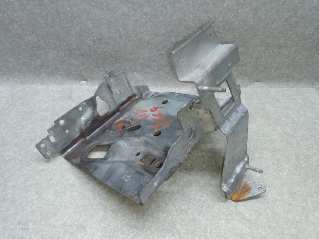 23714-4BA0B | Полиця акумулятора NISSAN X-TRAIL/ROGUE T32 13-20