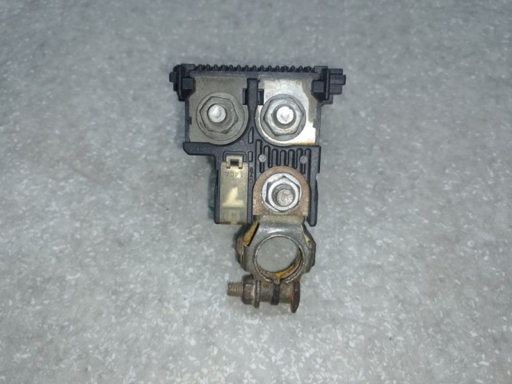 24380-79915 | Клемма аккумулятора INFINITI M35/M45 04-10