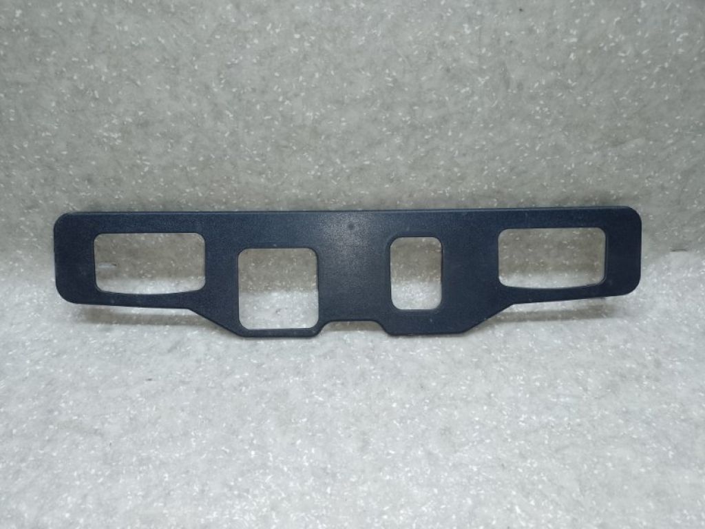 90914-4CE0A | Панель подсветки номера NISSAN X-TRAIL/ROGUE T32 13-20