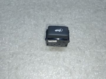 Кнопка закрывания крышки багажника NISSAN X-TRAIL/ROGUE T32 13-20
