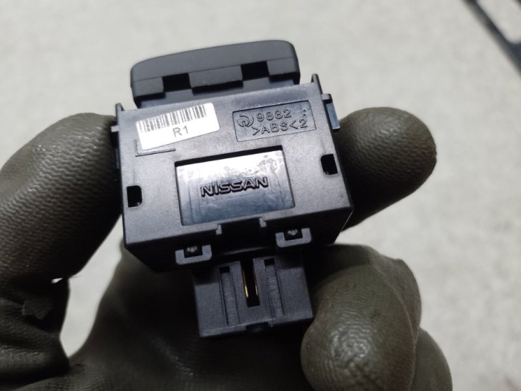 25140-4BA0B | Кнопка закрывания крышки багажника NISSAN X-TRAIL/ROGUE T32 13-20 - Фото 4