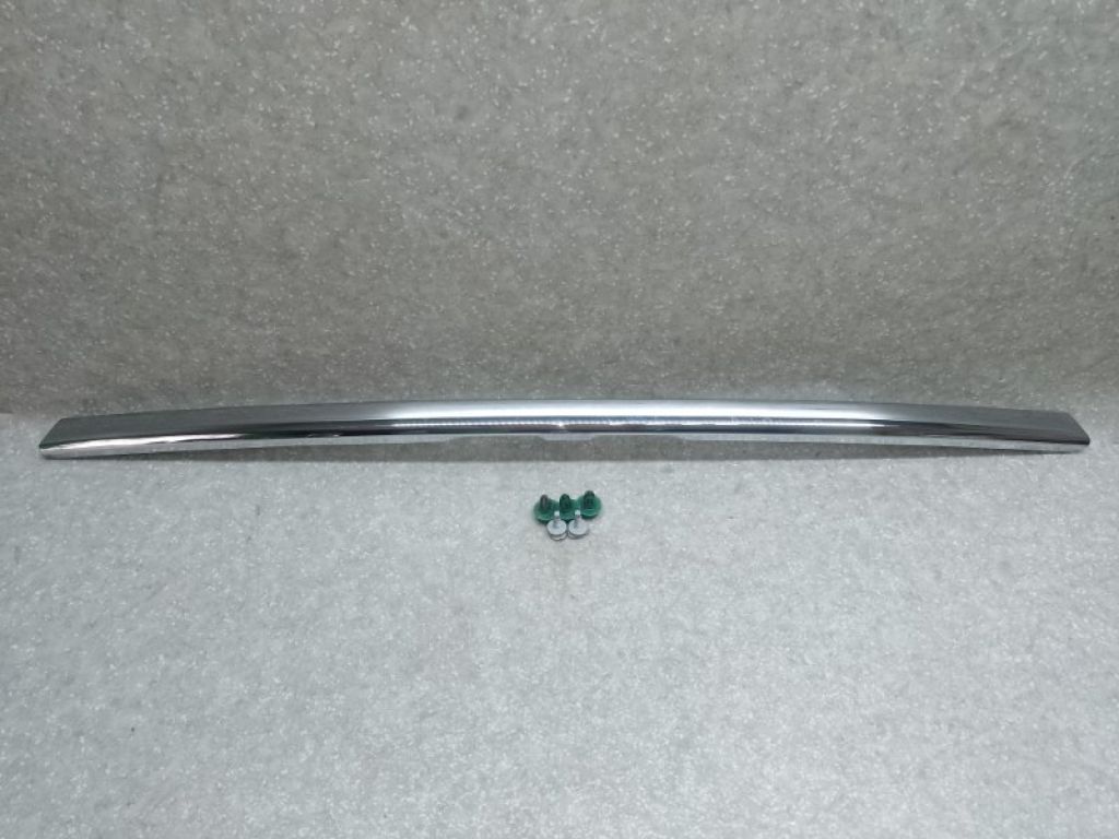 90810-4CM0A | Накладка крышки багажника NISSAN X-TRAIL/ROGUE T32 13-20