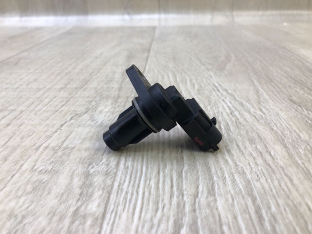 39350-2B030 | Датчик положення распредвала HYUNDAI ACCENT RB 10-