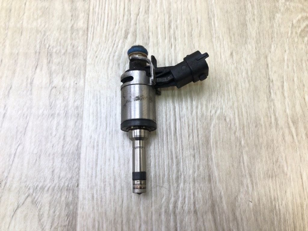 35310-2B130 | Форсунка топливная HYUNDAI ACCENT RB 10-