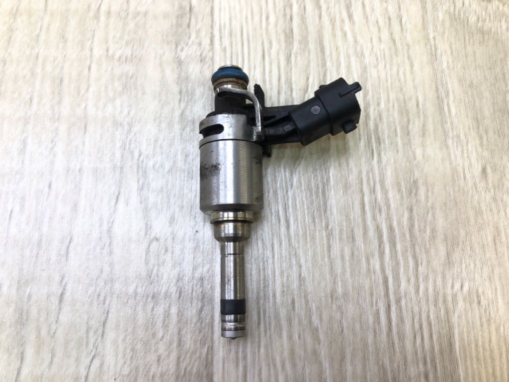 35310-2B130 | Форсунка топливная HYUNDAI ACCENT RB 10-