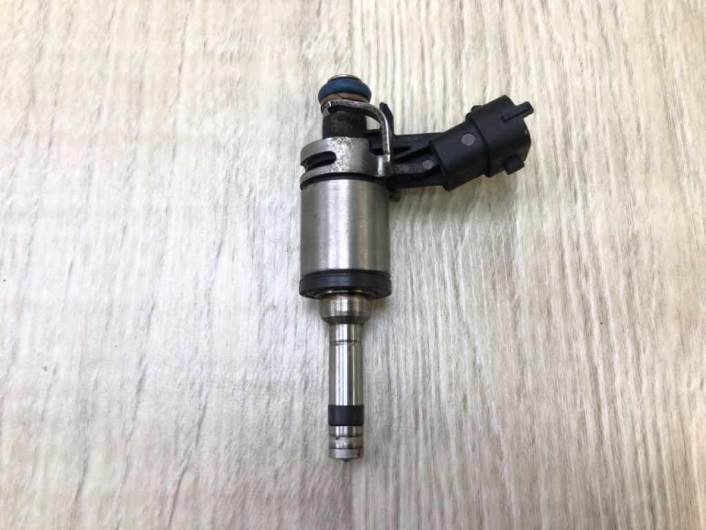 35310-2B130 | Форсунка топливная HYUNDAI ACCENT RB 10-
