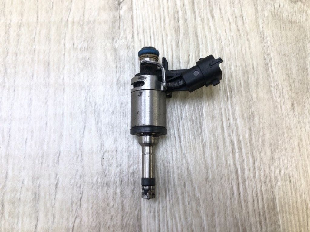 35310-2B130 | Форсунка паливна HYUNDAI ACCENT RB 10-