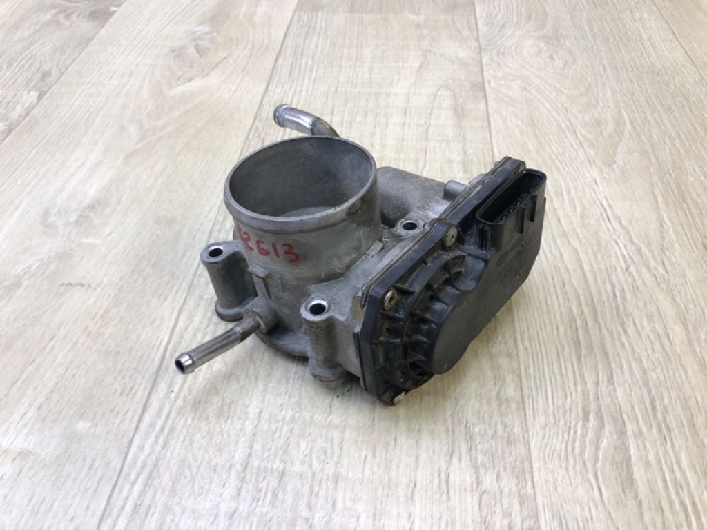 35100-2B300 | Дросельна заслінка HYUNDAI ACCENT RB 10-