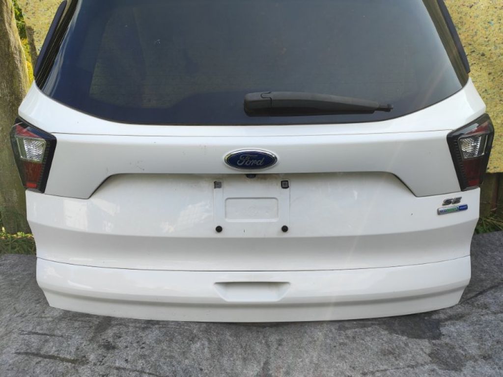 GJ5Z-784001-0A | Крышка багажника FORD ESCAPE 12-19 - Фото 3