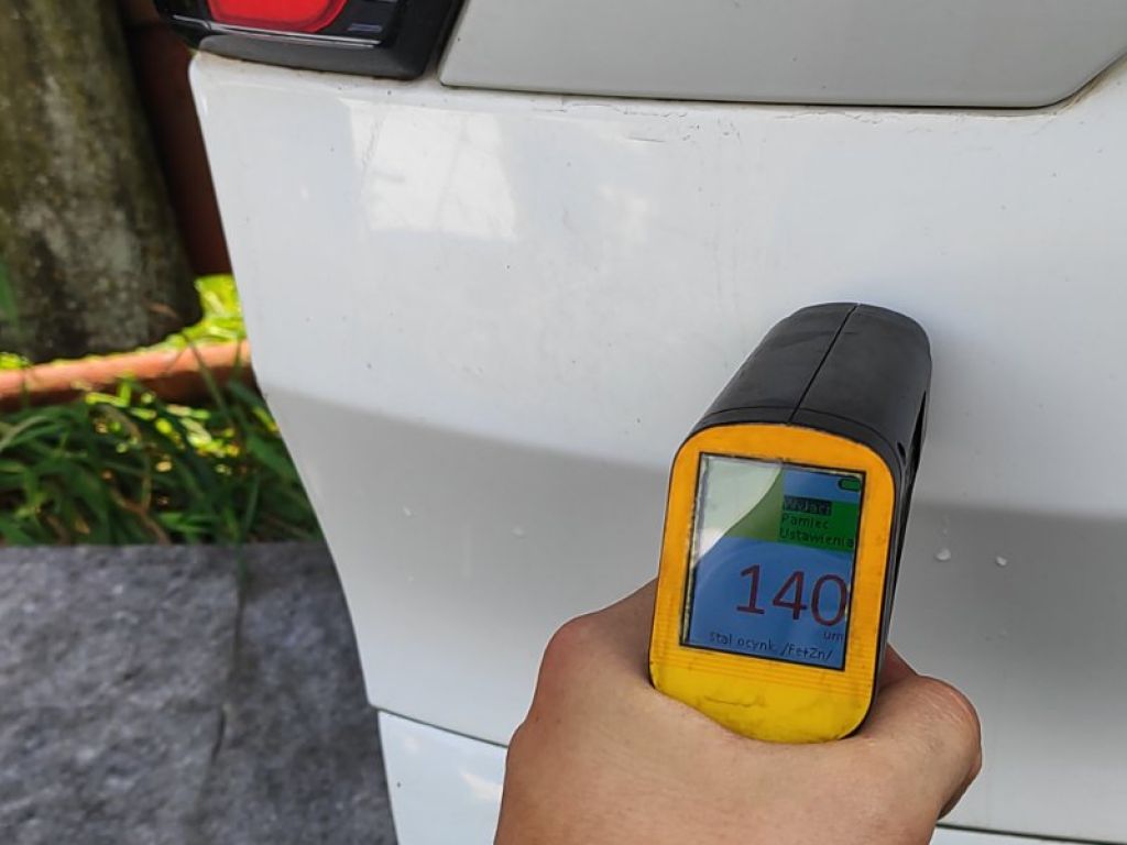 GJ5Z-784001-0A | Крышка багажника FORD ESCAPE 12-19 - Фото 4