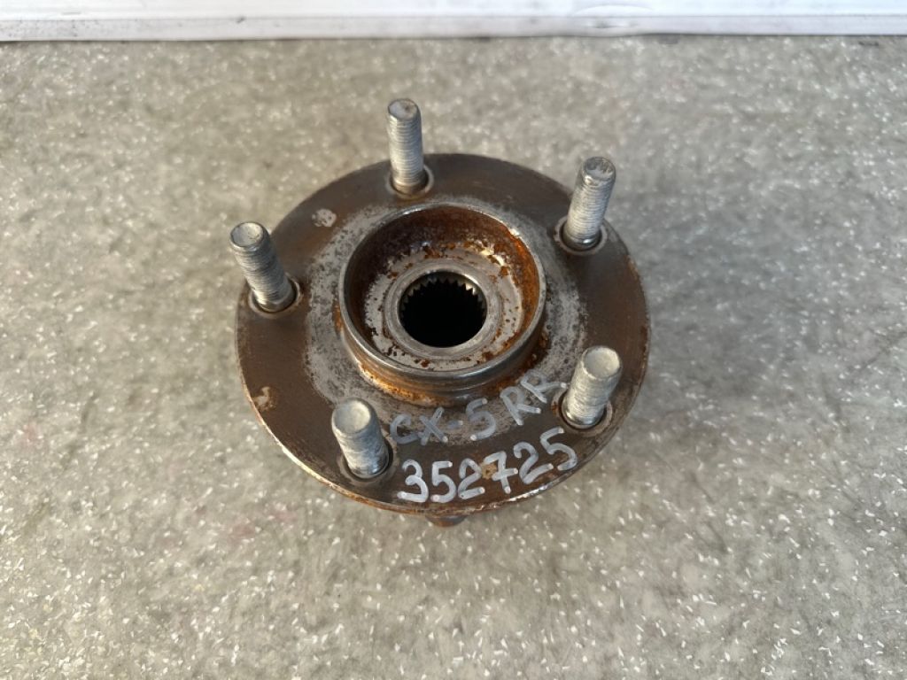 KD35-26-15XB | Маточина колеса задн. MAZDA CX-5 (KF) 16-21