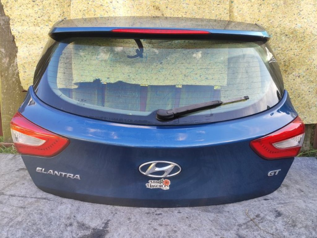 73700-A5001 | Крышка багажника HYUNDAI ELANTRA GD 12-17 - Фото 2