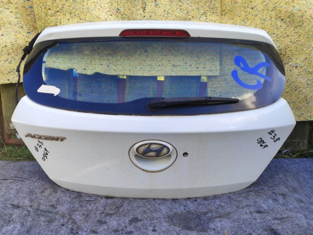 73700-1R240 | Крышка багажника HYUNDAI ACCENT RB 10- - Фото 2