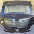73700-2V013 | Крышка багажника HYUNDAI VELOSTER 11-18