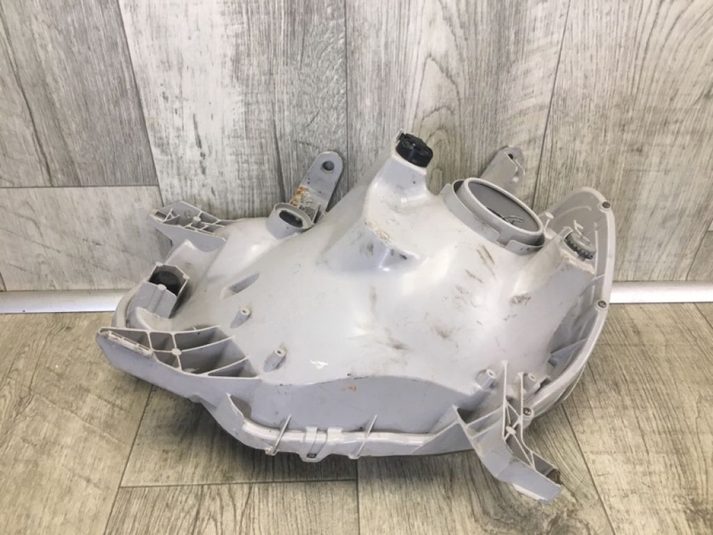 81110-04221 | Фара прав. TOYOTA TACOMA 05-15 - Фото 7