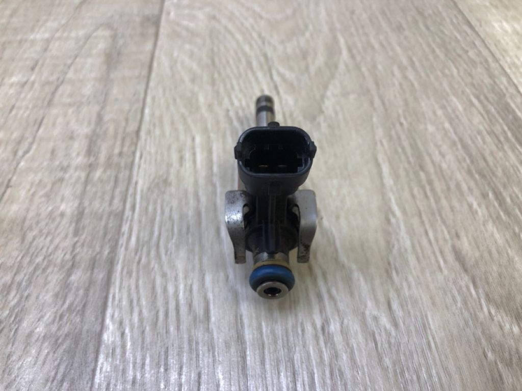 35310-2B130 | Форсунка паливна HYUNDAI VELOSTER 11-18 - Фото 4