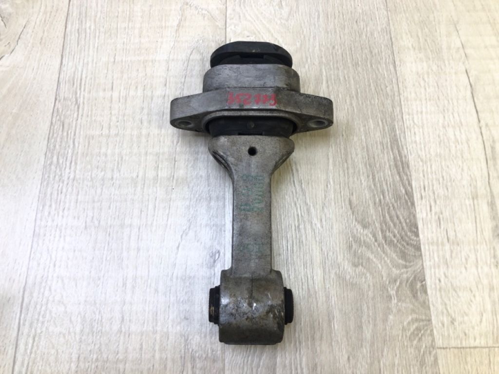 21950-2V000 | Подушка двигателя нижняя задн. HYUNDAI VELOSTER 11-18