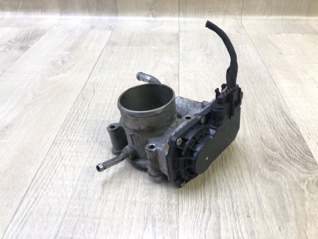 35100-2B300 | Дросельна заслінка HYUNDAI VELOSTER 11-18