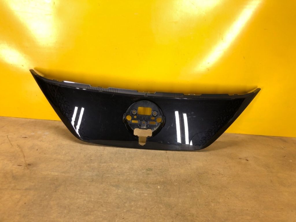 62072-6WK5A | Накладка бампера NISSAN LEAF 18-