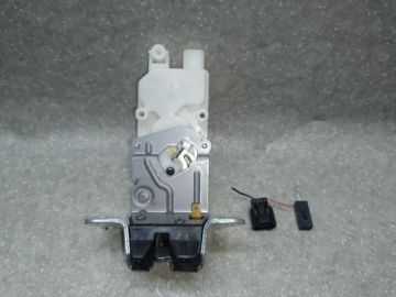 Замок крышки багажника MITSUBISHI OUTLANDER XL 05-13