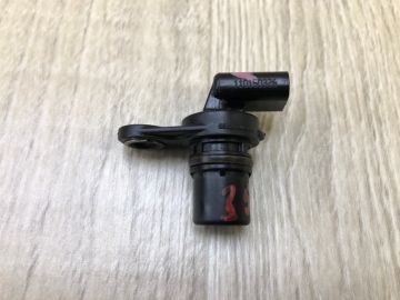 Датчик положення распредвала DODGE JOURNEY 08-20