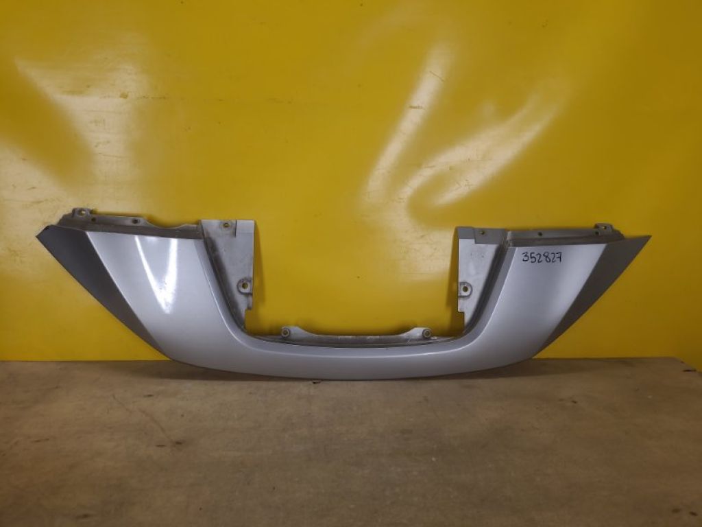 62320-5SH0A | Накладка бампера NISSAN LEAF 18-