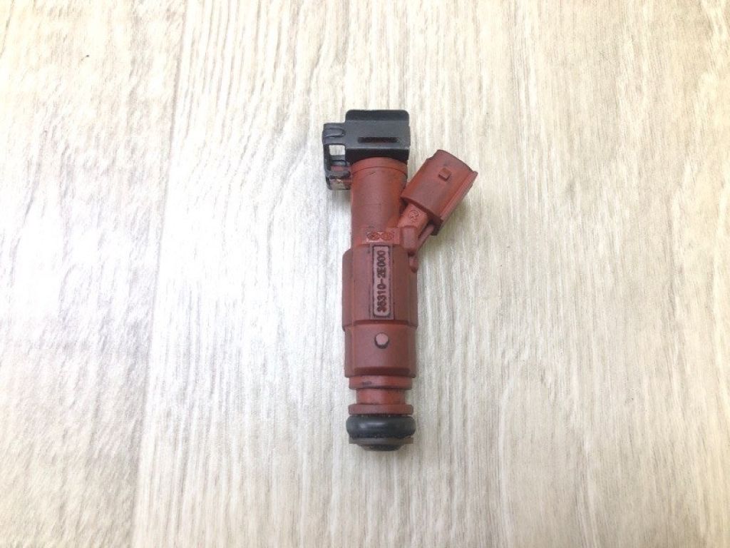 35310-2E000 | Форсунка топливная HYUNDAI ELANTRA AD 16-