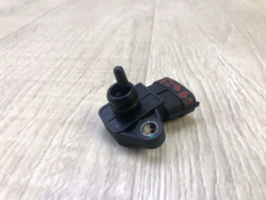 39300-2B100 | Датчик абсолютного тиску (MAP sensor) HYUNDAI ELANTRA AD 16-