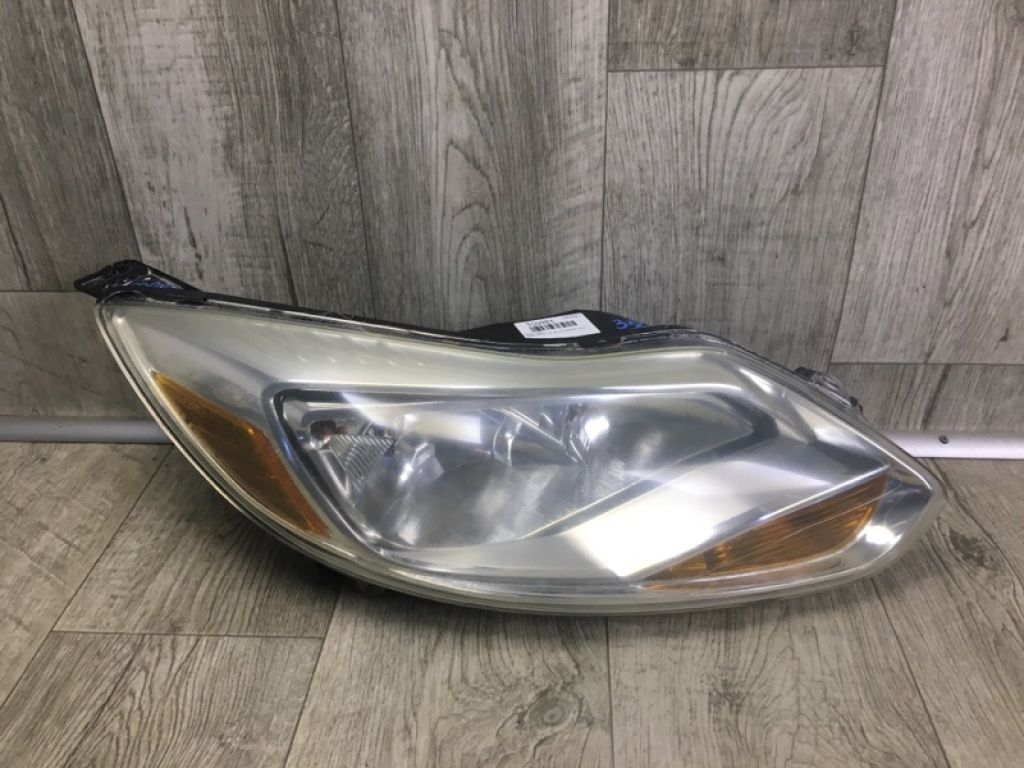 BM5Z-13008-F | Фара прав. FORD FOCUS 10-18