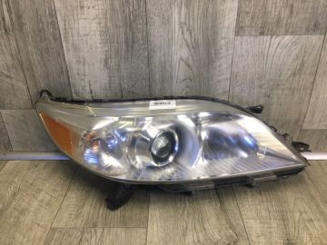 Фара прав. TOYOTA SIENNA 11-16