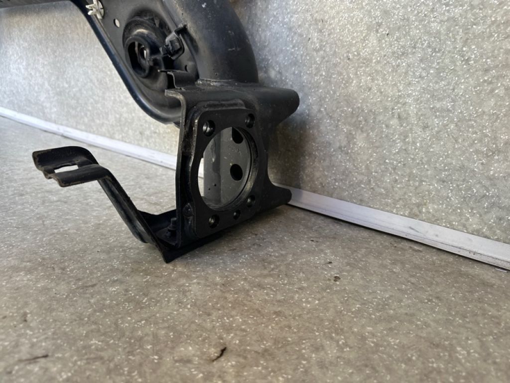 55501-1KA0D | Балка задньої підвіски NISSAN JUKE 10-19 - Фото 6