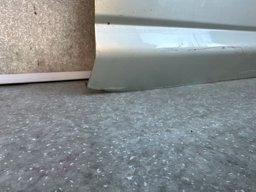 H0100-ED0MM | Двері передн. прав. NISSAN TIIDA/VERSA C11 04-11 - Фото 6