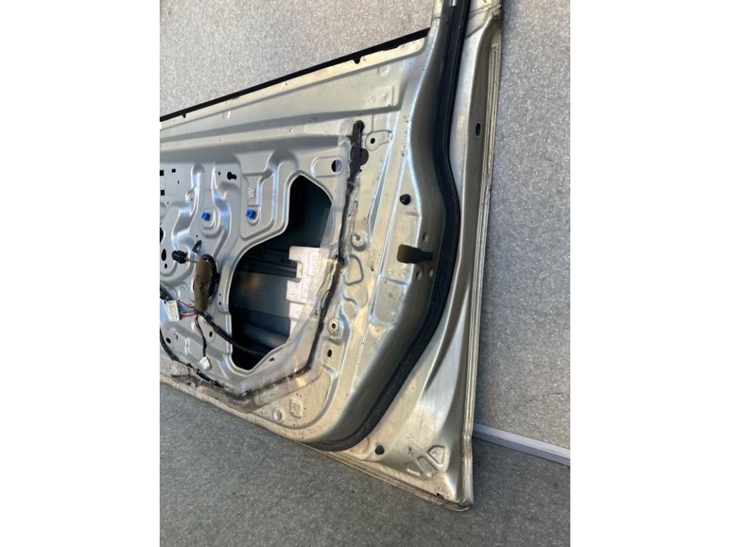 H0100-ED0MM | Двері передн. прав. NISSAN TIIDA/VERSA C11 04-11 - Фото 12