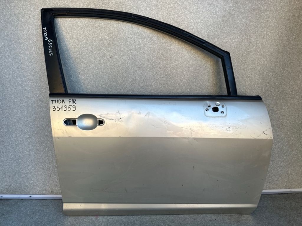 H0100-ED0MM | Двері передн. прав. NISSAN TIIDA/VERSA C11 04-11