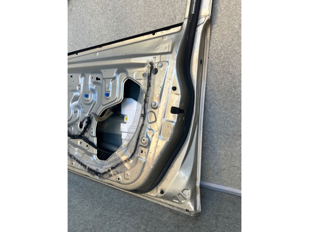 H0100-ED0MM | Двері передн. прав. NISSAN TIIDA/VERSA C11 04-11 - Фото 10