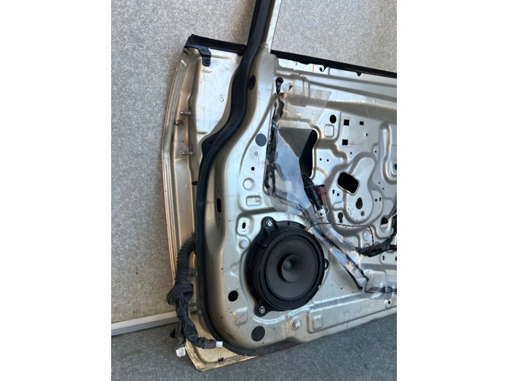 H0100-ED0MM | Двері передн. прав. NISSAN TIIDA/VERSA C11 04-11 - Фото 11