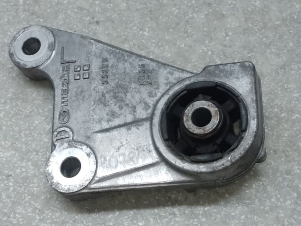 KD35-28-68YA | Подушка редуктора задн. лев. MAZDA CX-5 (KE) 11-17
